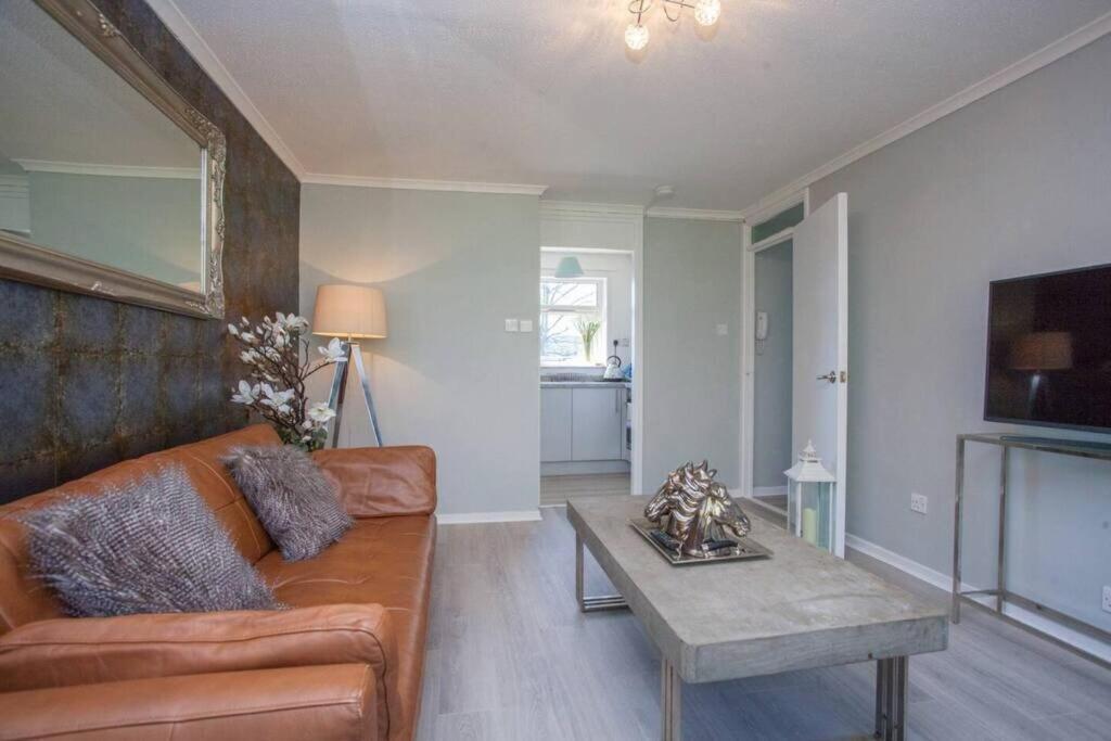 Cosy 1 Bed With Parking In City Centre Lejlighed Glasgow Eksteriør billede